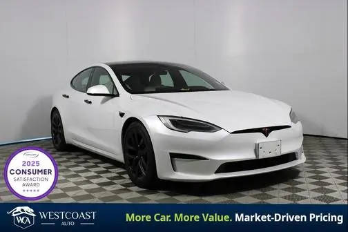 2021 Tesla Model S Plaid AWD photo