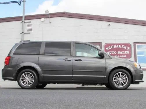 2016 Dodge Grand Caravan SE Plus FWD photo