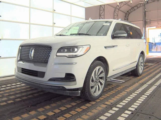 2023 Lincoln Navigator Reserve 4WD photo