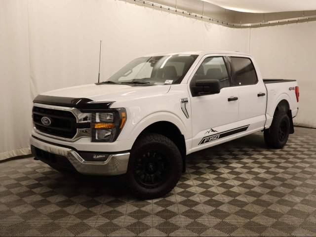 2023 Ford XLT 4WD photo