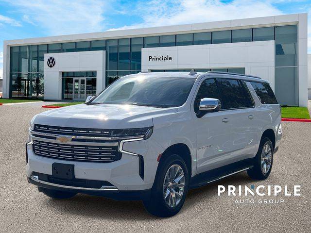 2023 Chevrolet Suburban Premier 4WD photo