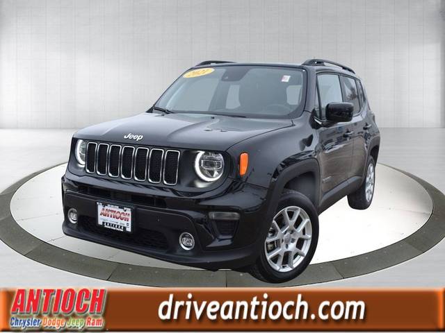 2021 Jeep Renegade Latitude 4WD photo