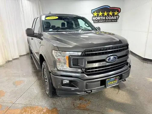 2019 Ford F-150 XLT 4WD photo