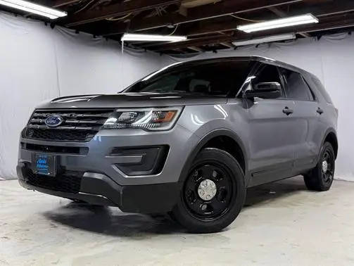 2018 Ford Explorer  AWD photo