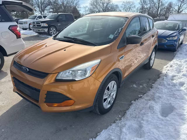 2016 Ford Escape S FWD photo