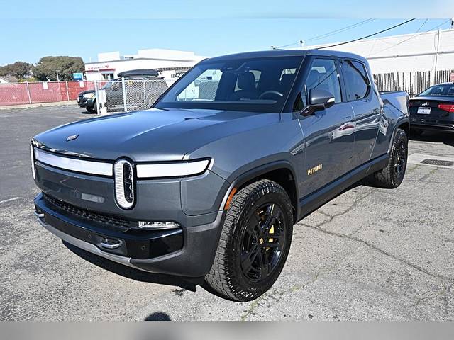 2023 Rivian R1T Adventure AWD photo