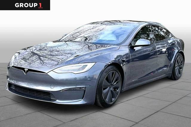 2022 Tesla Model S  AWD photo