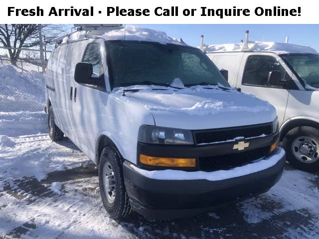2019 Chevrolet Express Cargo  RWD photo