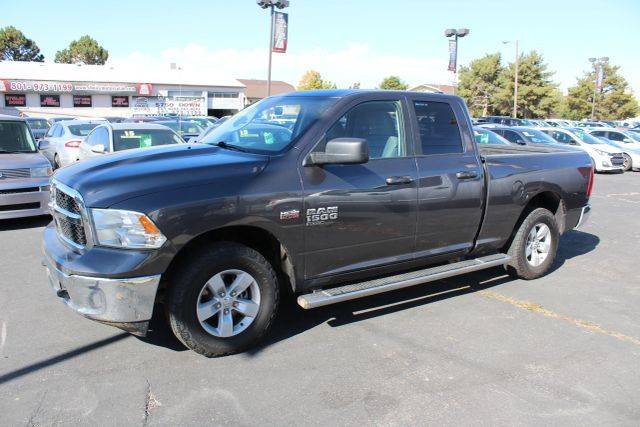 2019 Ram 1500 SLT 4WD photo