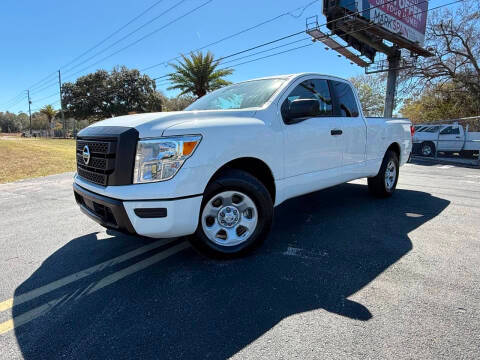 2022 Nissan Titan S RWD photo