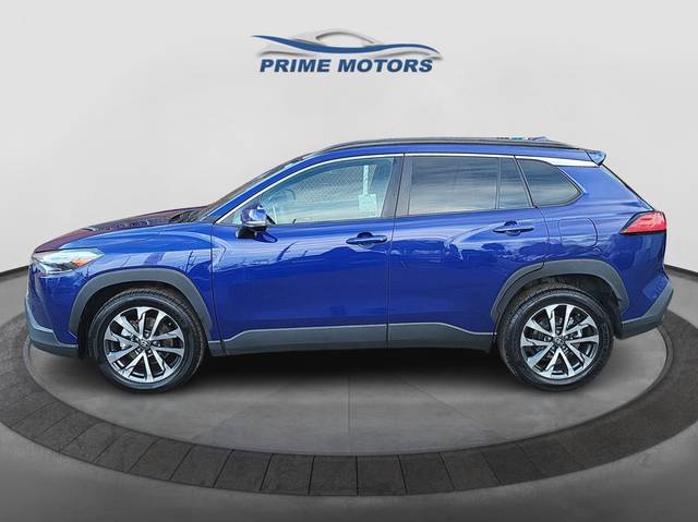 2023 Toyota Corolla Cross XLE AWD photo