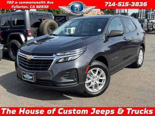 2022 Chevrolet Equinox LS AWD photo