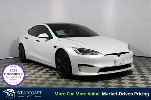 2022 Tesla Model S  AWD photo