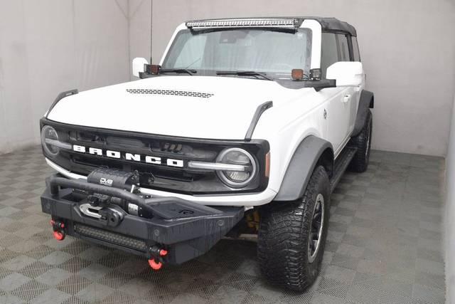 2021 Ford Bronco 4 Door Outer Banks 4WD photo