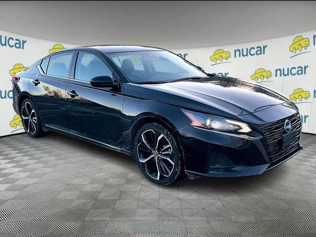 2023 Nissan Altima 2.5 SR FWD photo