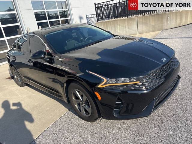 2021 Kia K5 LXS FWD photo