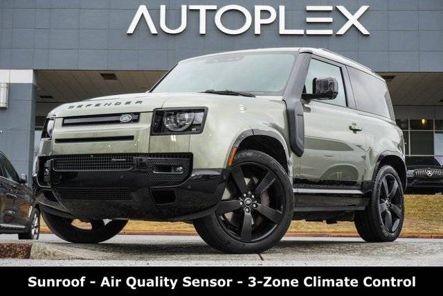 2022 Land Rover Defender 90 X-Dynamic HSE AWD photo