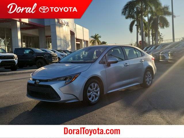 2022 Toyota Corolla LE FWD photo