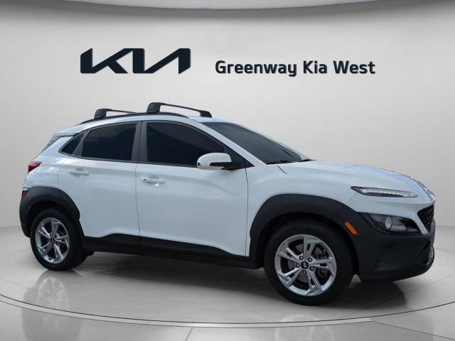 2023 Hyundai Kona SEL AWD photo