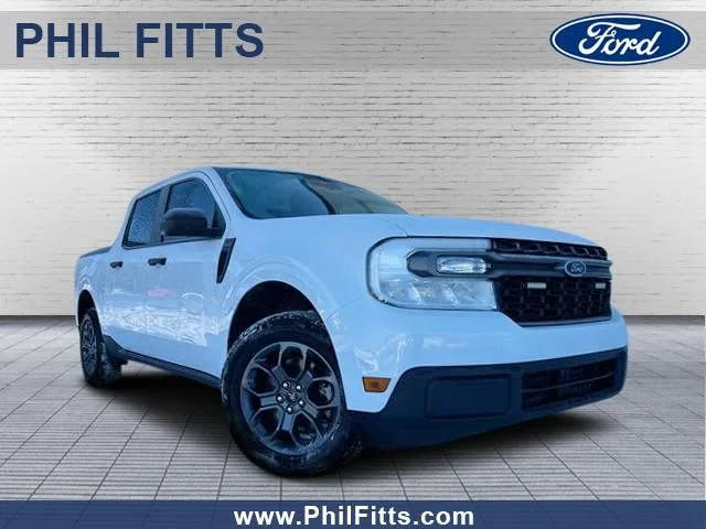 2023 Ford Maverick XLT AWD photo