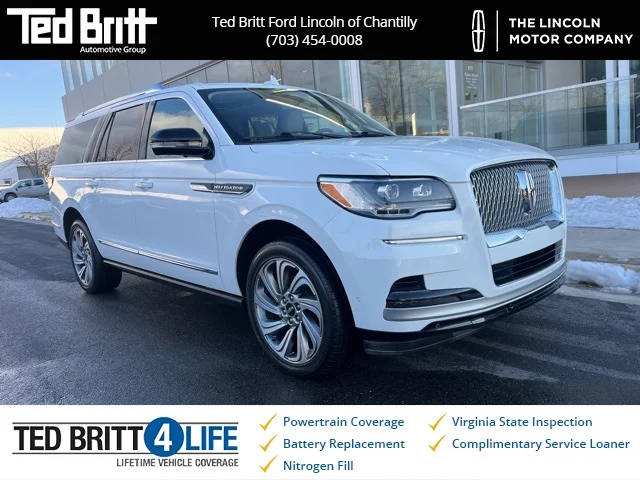 2022 Lincoln Navigator L Reserve 4WD photo