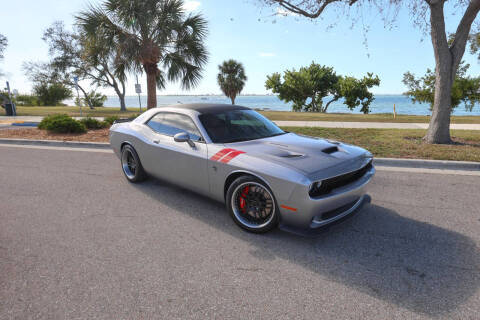2015 Dodge Challenger SRT Hellcat RWD photo