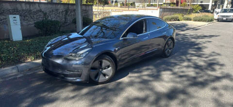 2019 Tesla Model 3 Standard Range Plus RWD photo