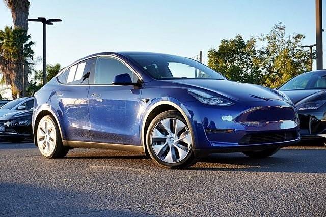 2023 Tesla Model Y Long Range AWD photo