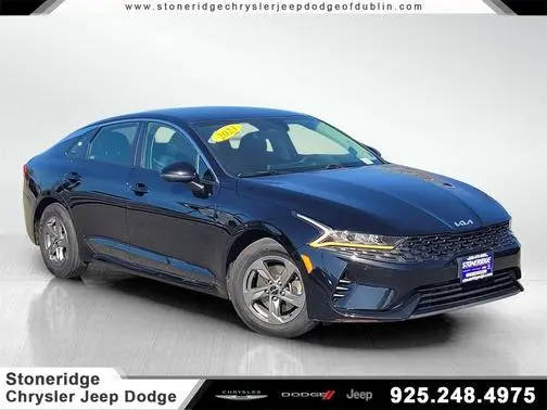 2023 Kia K5 LXS FWD photo