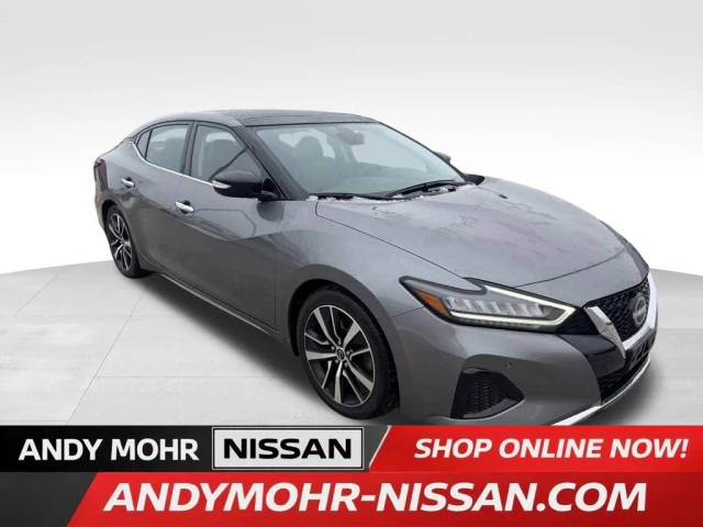 2023 Nissan  SL FWD photo