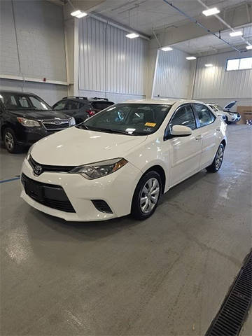 2015 Toyota Corolla L FWD photo