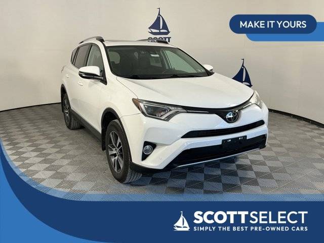 2018 Toyota RAV4 XLE AWD photo