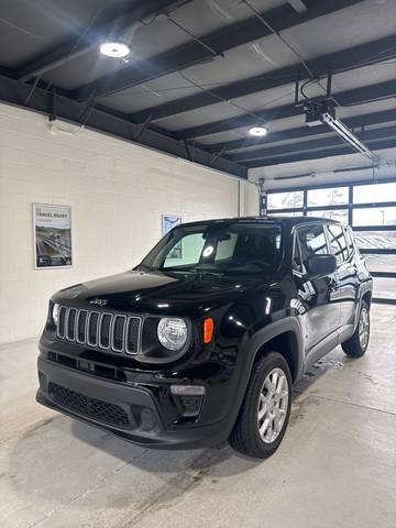 2023 Jeep Renegade Latitude 4WD photo