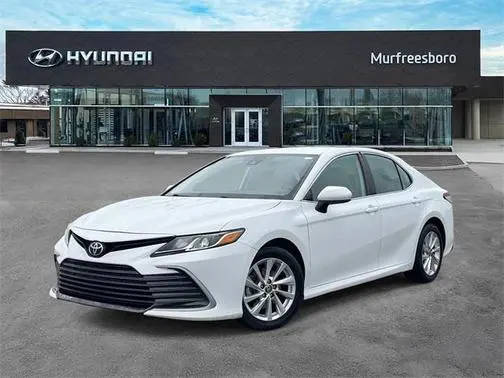 2021 Toyota Camry LE FWD photo