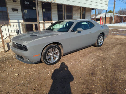 2018 Dodge Challenger SXT RWD photo