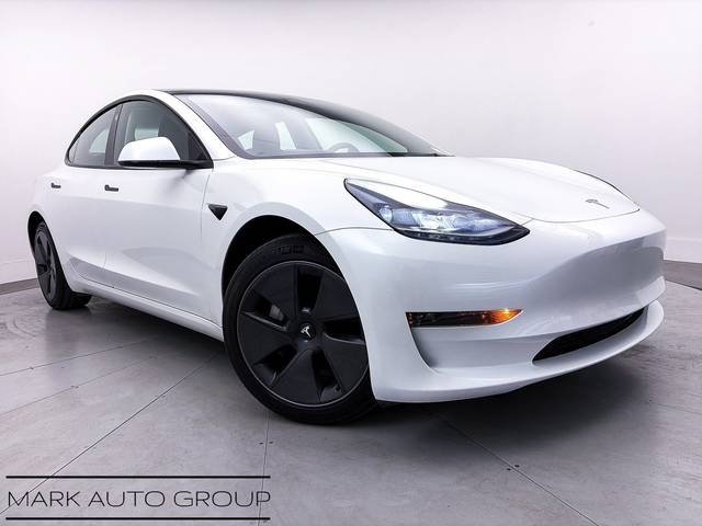 2023 Tesla Model 3 RWD photo