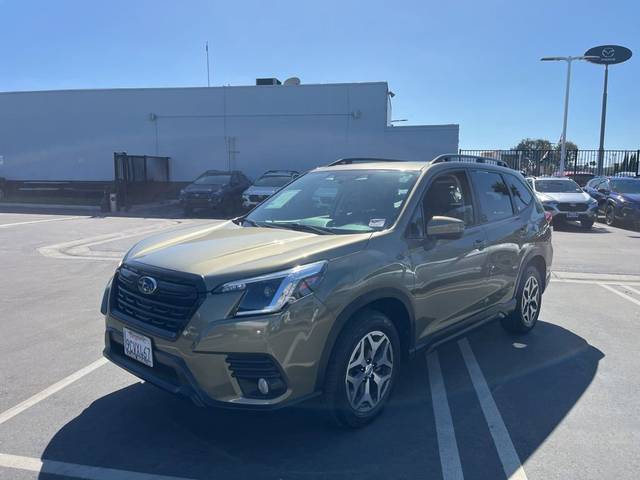 2022 Subaru Forester Premium AWD photo