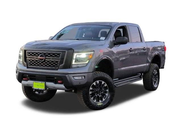 2021 Nissan Titan PRO-4X 4WD photo