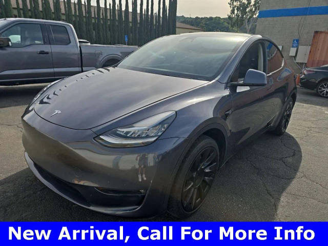 2023 Tesla Model Y Long Range AWD photo
