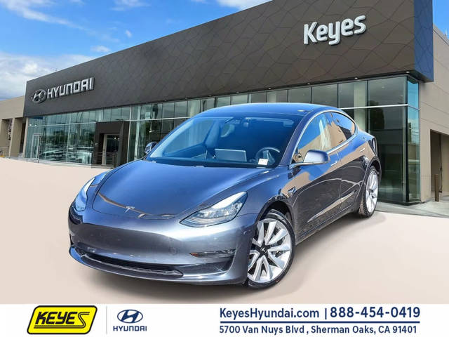 2020 Tesla Model 3 Long Range AWD photo