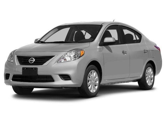 2015 Nissan Versa S Plus FWD photo