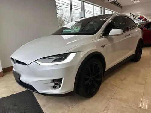 2020 Tesla Model X Long Range AWD photo