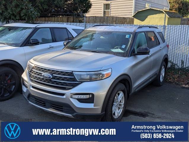 2023 Ford Explorer XLT 4WD photo