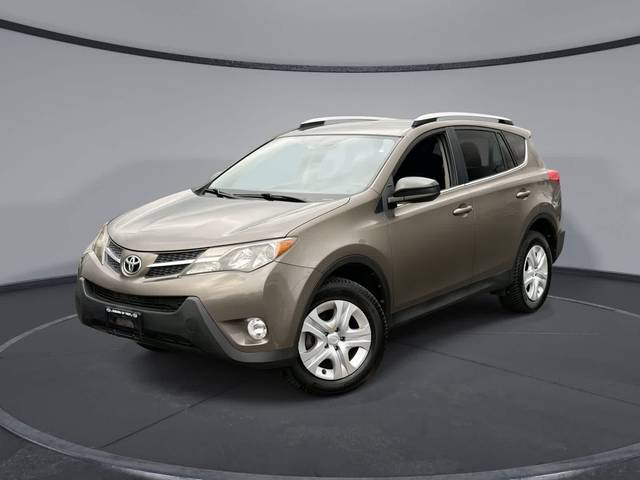 2015 Toyota RAV4 LE AWD photo