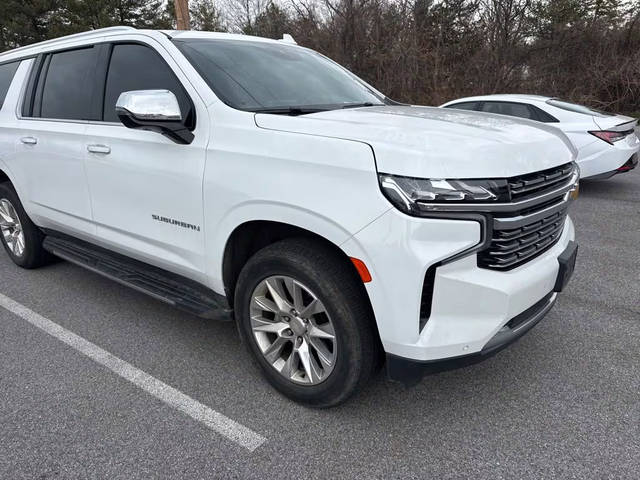2023 Chevrolet Suburban Premier 4WD photo