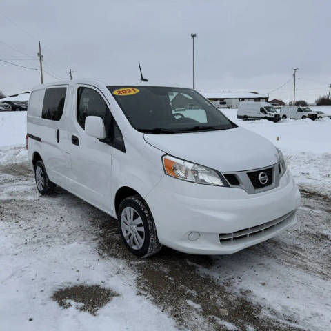 2021 Nissan SV FWD photo