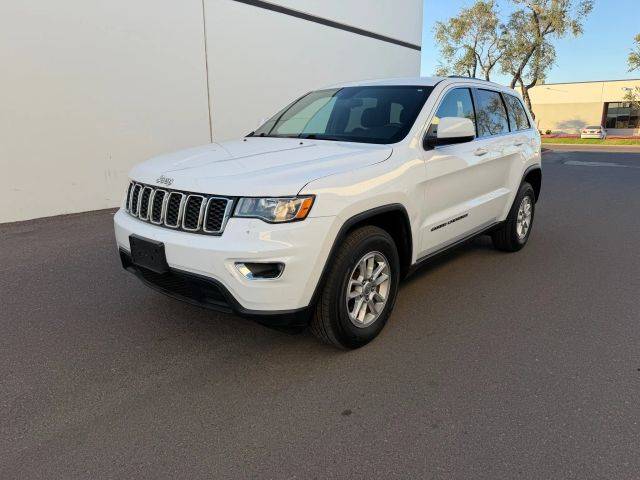 2018 Jeep Grand Cherokee Laredo 4WD photo