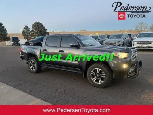 2016 Toyota Tacoma SR 4WD photo