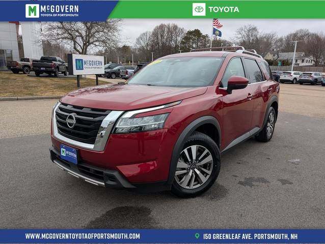 2023 Nissan Pathfinder SL 4WD photo