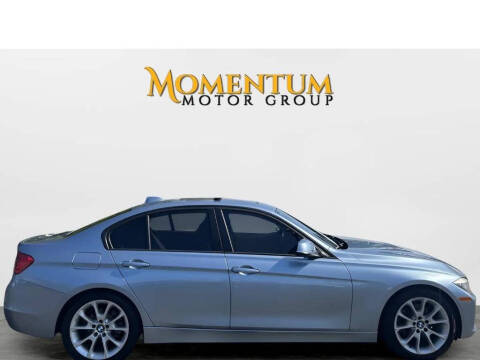 2015 BMW 3 Series 320i RWD photo